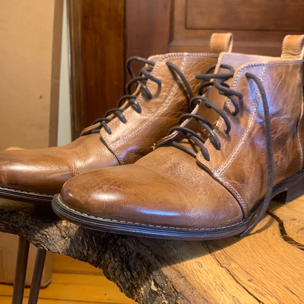 MENS BED STU LACE UP